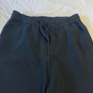 Crepe cropped trousers